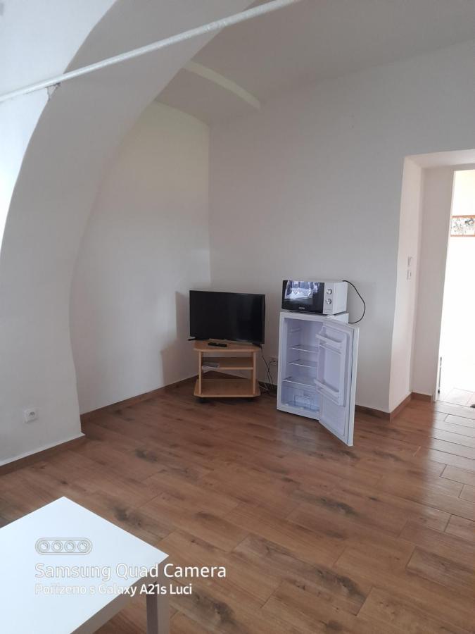 Apartamento Kojan Jílovice Exterior foto
