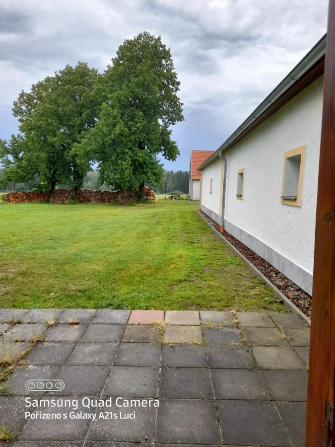 Apartamento Kojan Jílovice Exterior foto