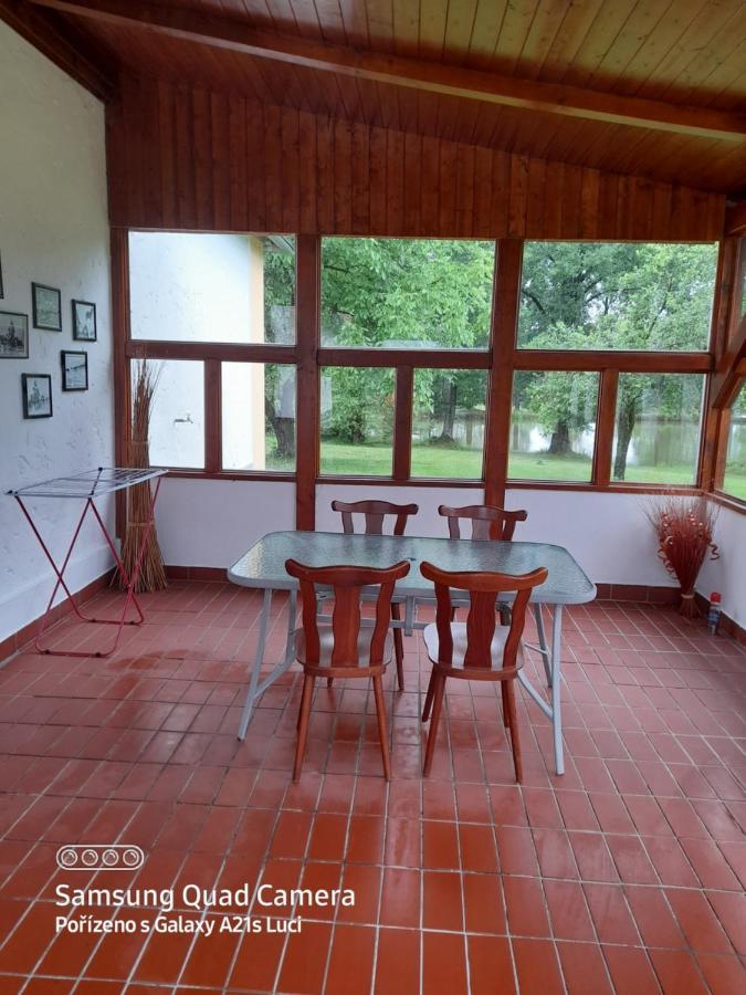 Apartamento Kojan Jílovice Exterior foto