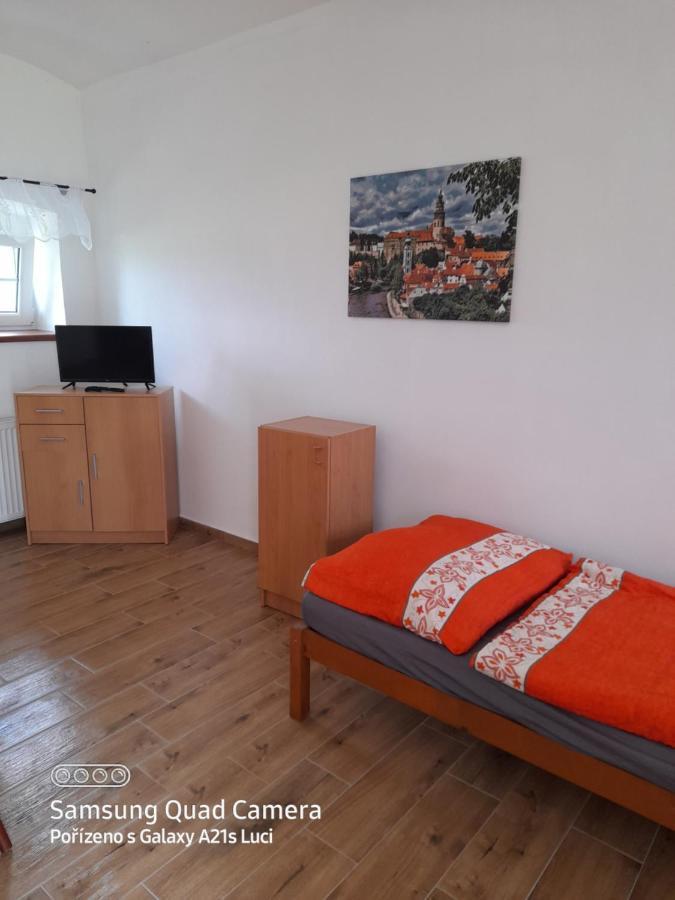 Apartamento Kojan Jílovice Exterior foto