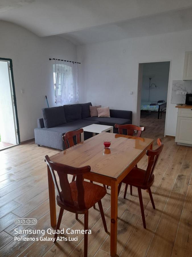 Apartamento Kojan Jílovice Exterior foto